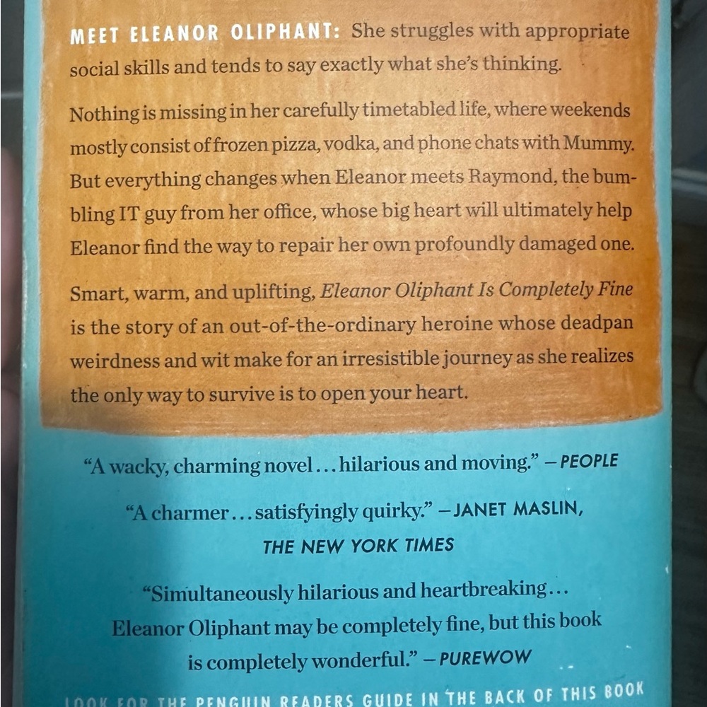 Eleanor Oliphant is Completely Fine by Gail Honeyman & Swetness at the bottom - Picture 2 of 3